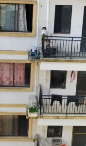 Read more about the article Little Boy Climbs Over Sixth-Floor Balcony To Get Toy Tricycle