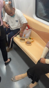 Read more about the article Man Enjoys Three-Course Meal During Free Travel Day On Underground