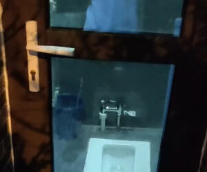  Transparent Door On Public Toilet In China