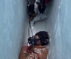  Everest Sherpa Saved After Plunge Down Frozen 200ft Crevasse