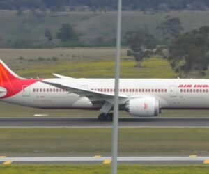 Drunk Man Seized For Pooing And Peeing On Floor Of Mumbai-Delhi Air India Flight