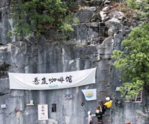 One-Of-A-Kind Spot Serves Drinks At The Side Of 650-Foot-High Cliff