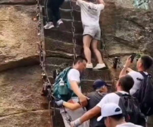 Tourist Falls From Ladder On World’s Deadliest Hiking Trail