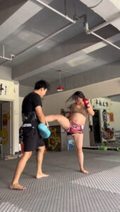 Read more about the article  Pregnant Mum’s One-Hour Muay Thai Boxing Practice