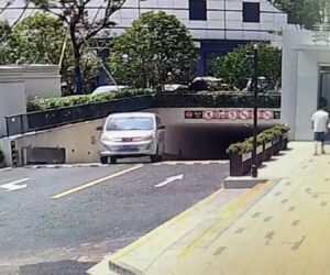 Delivery Van Rolls Down Steep Road And Crashes Into Wall After Driver Forgets To Pull Its Handbrake