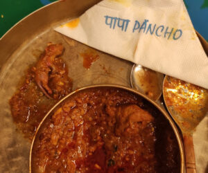  Disgusted Indian Diners Find Dead Rat In Curry