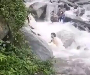 Waterfall Pulls Tourist To His Death