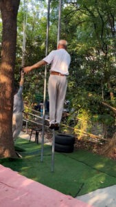 Read more about the article Incredibly Strong 78-Year-Old OAP Climbs Tall Steel Pole With Bare Hands