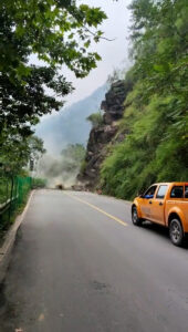 Read more about the article Drivers Narrowly Escape As Entire Mountainside Collapses