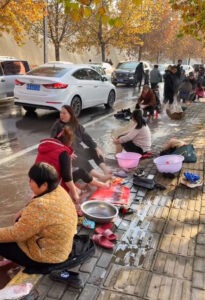 Read more about the article  Locals Take Footbaths And Do Laundry In City Streets Flooded By Hot Springs