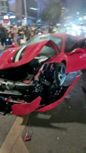 Read more about the article Videos Shows GBP-200,000 Ferrari Get Smashed Into Pieces After Devastating Car Crash