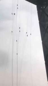 Read more about the article Sudden Storm Leaves Window Cleaners Hanging From Ropes On Chinese Skyscraper